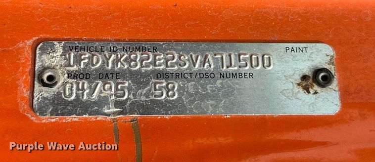 image for item AF9660 1995 Ford L8000  dump truck