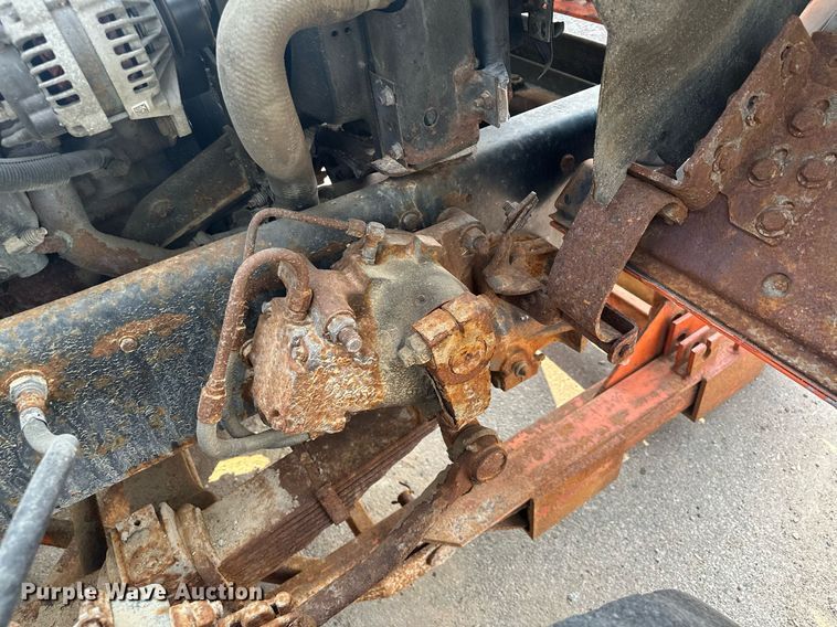 image for item AF9661 1995 Ford L8000  dump truck