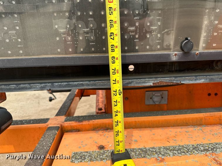 image for item AF9662 2008 Addco DH1000ALS  message board trailer