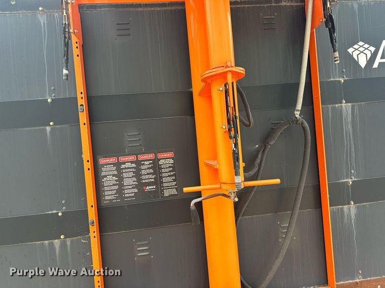 image for item AF9662 2008 Addco DH1000ALS  message board trailer