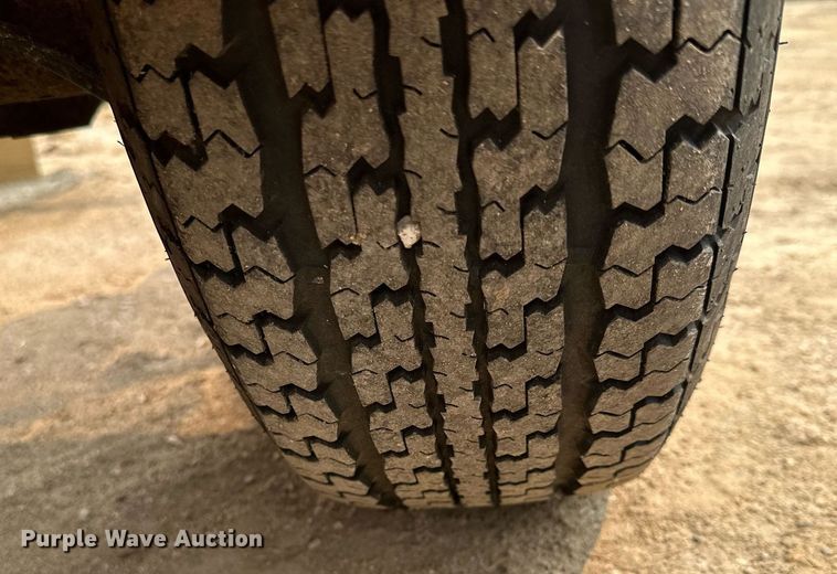 image for item AF9662 2008 Addco DH1000ALS  message board trailer