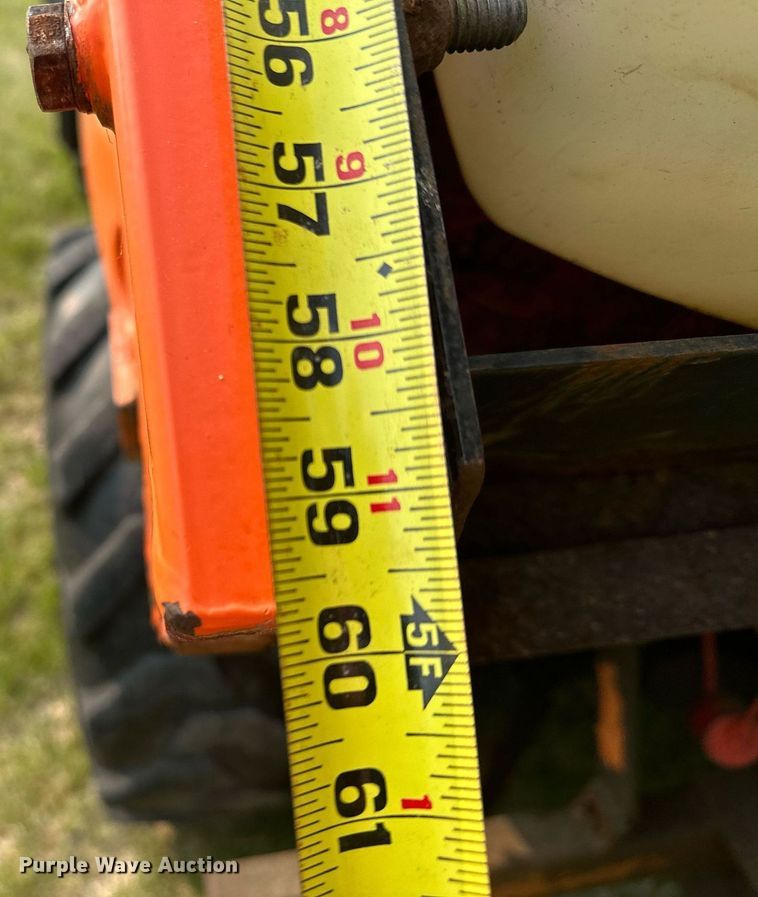 image for item AF9664 Holder C4.74  sidewalk tractor