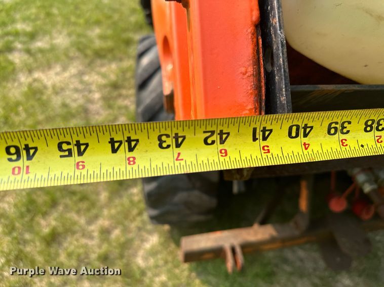 image for item AF9664 Holder C4.74  sidewalk tractor