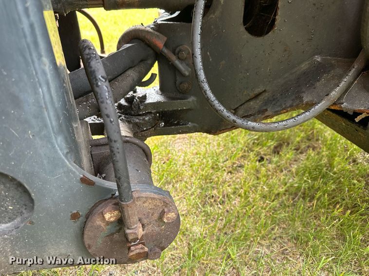 image for item AF9664 Holder C4.74  sidewalk tractor