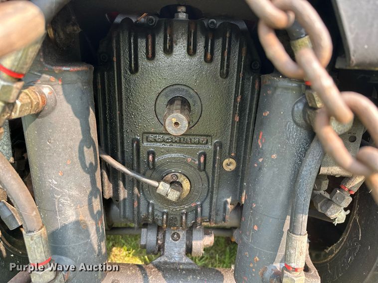 image for item AF9664 Holder C4.74  sidewalk tractor