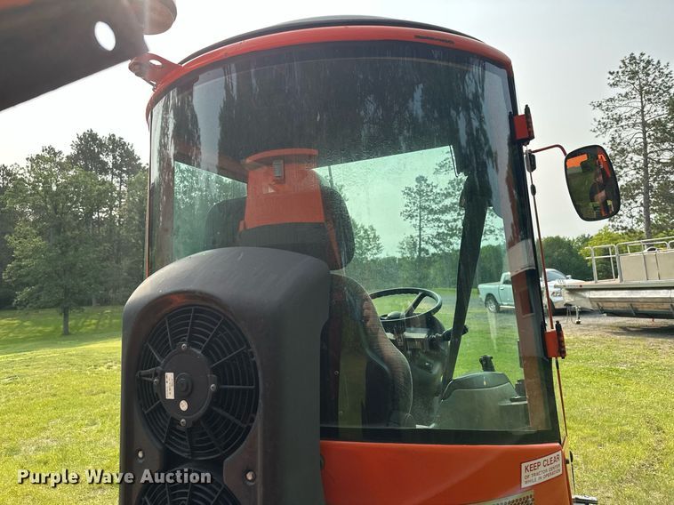 image for item AF9664 Holder C4.74  sidewalk tractor