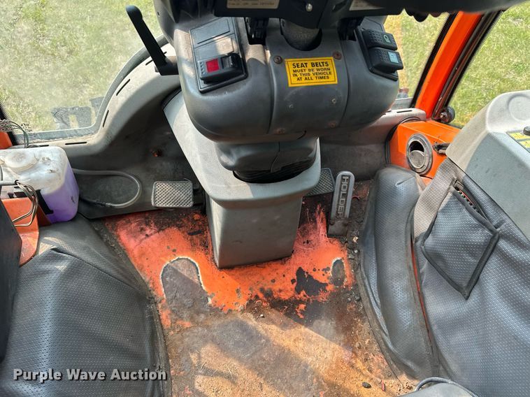 image for item AF9664 Holder C4.74  sidewalk tractor