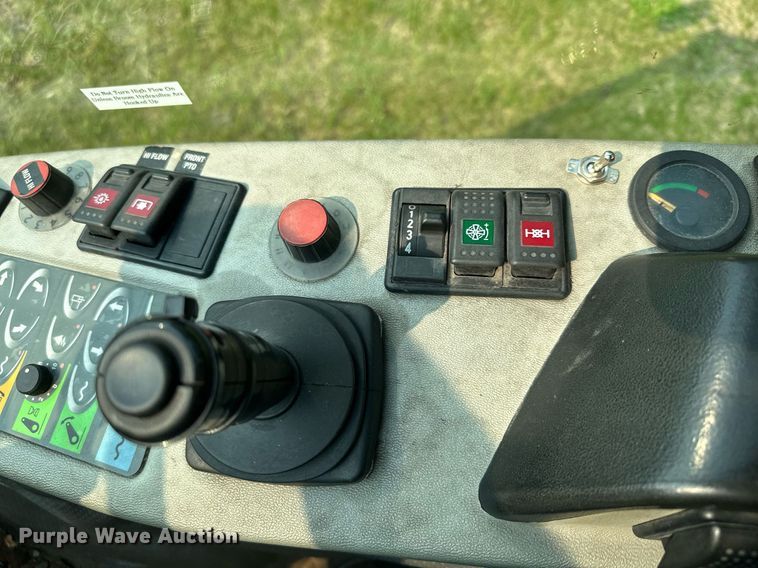 image for item AF9664 Holder C4.74  sidewalk tractor