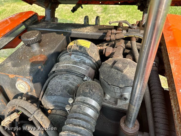 image for item AF9664 Holder C4.74  sidewalk tractor