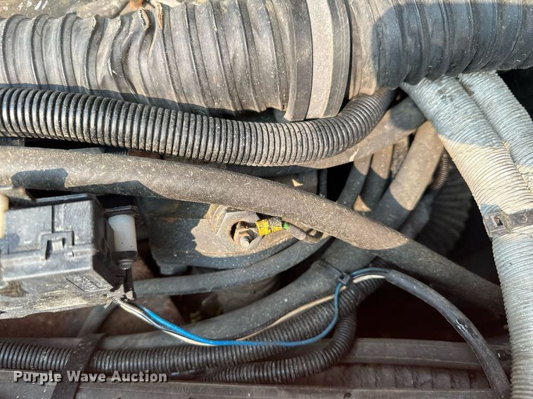 image for item AF9664 Holder C4.74  sidewalk tractor