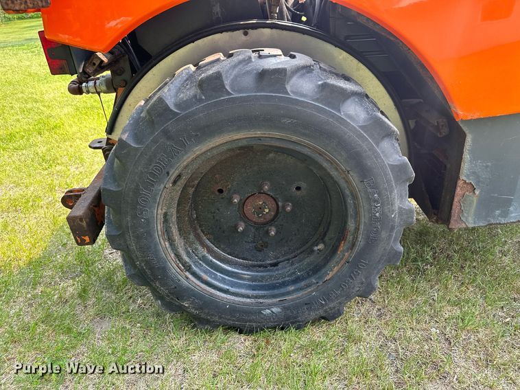 image for item AF9664 Holder C4.74  sidewalk tractor