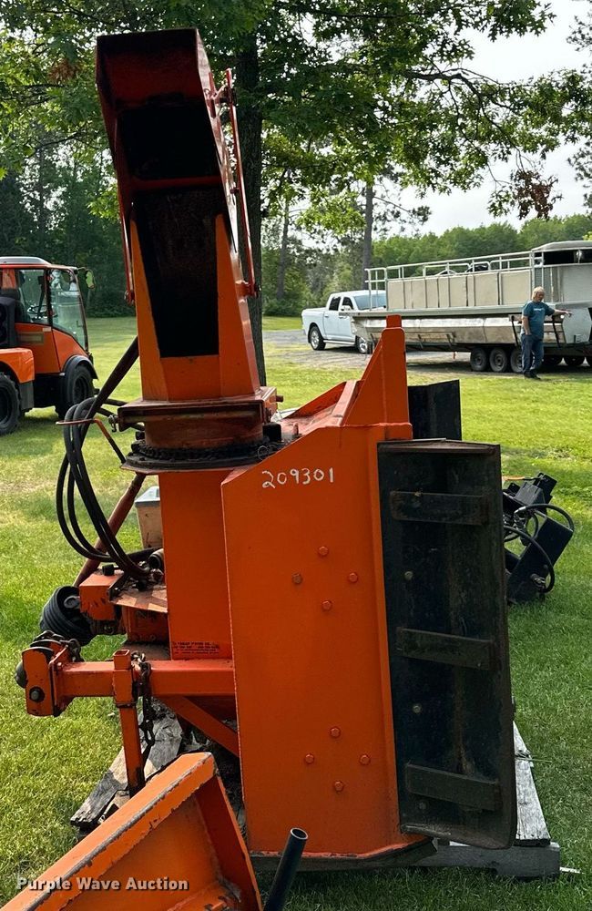 image for item AF9664 Holder C4.74  sidewalk tractor