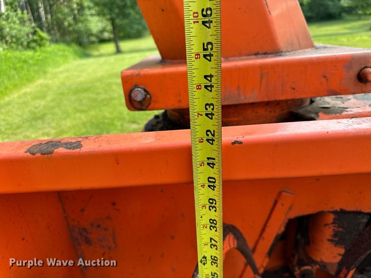 image for item AF9664 Holder C4.74  sidewalk tractor