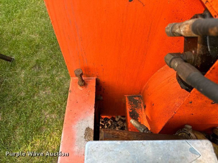 image for item AF9664 Holder C4.74  sidewalk tractor