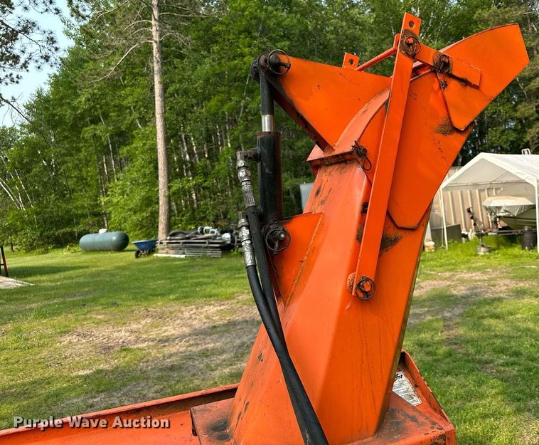 image for item AF9664 Holder C4.74  sidewalk tractor