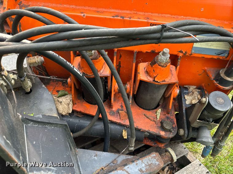 image for item AF9664 Holder C4.74  sidewalk tractor