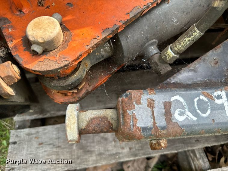 image for item AF9664 Holder C4.74  sidewalk tractor