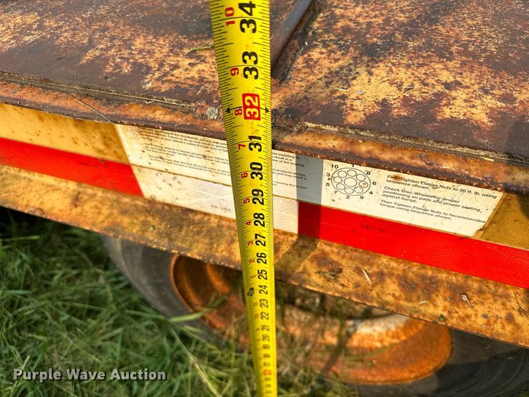 image for item AF9665 2002 Trail King TK50-3000  equipment trailer