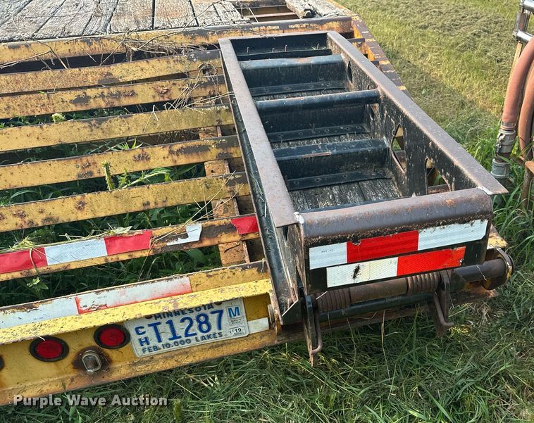 image for item AF9665 2002 Trail King TK50-3000  equipment trailer
