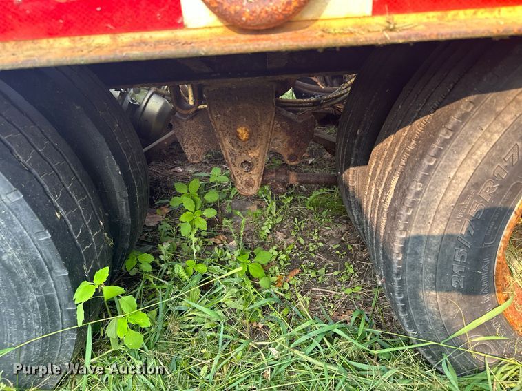 image for item AF9665 2002 Trail King TK50-3000  equipment trailer