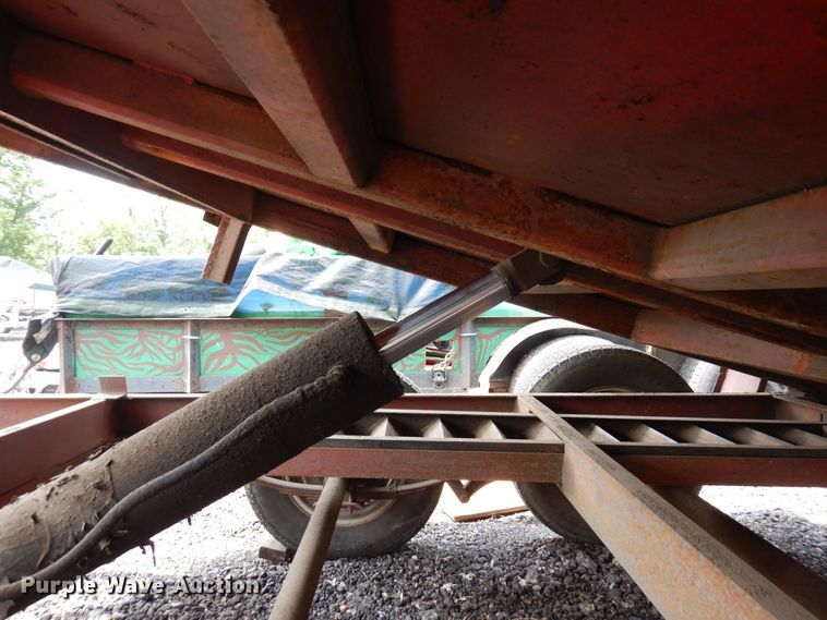 image for item AF9670 2007 Load Trail  dump trailer