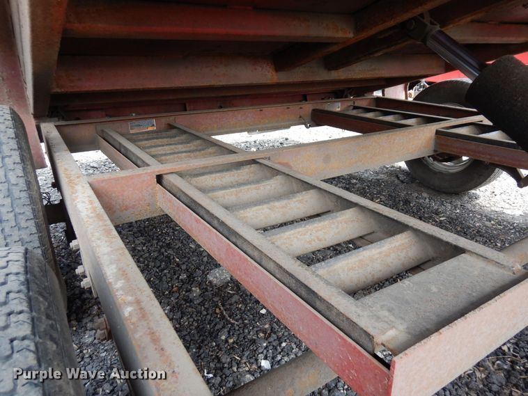 image for item AF9670 2007 Load Trail  dump trailer