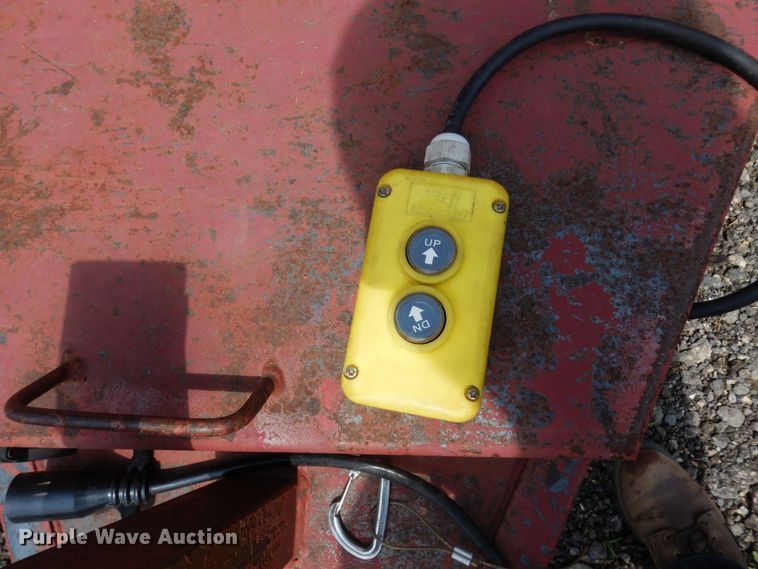 image for item AF9670 2007 Load Trail  dump trailer