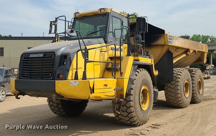 image for item DC6043 2013 Komatsu HM400-3  haul truck