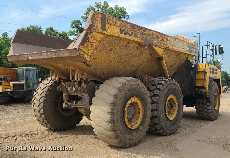 image for item DC6043 2013 Komatsu HM400-3  haul truck