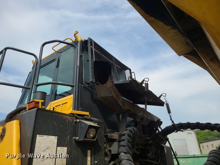 image for item DC6043 2013 Komatsu HM400-3  haul truck