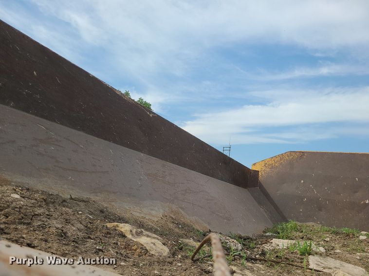 image for item DC6043 2013 Komatsu HM400-3  haul truck