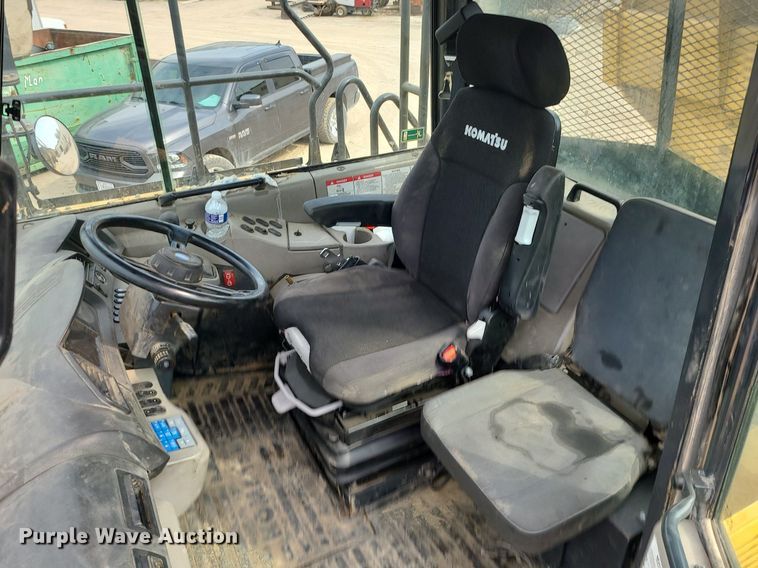 image for item DC6043 2013 Komatsu HM400-3  haul truck