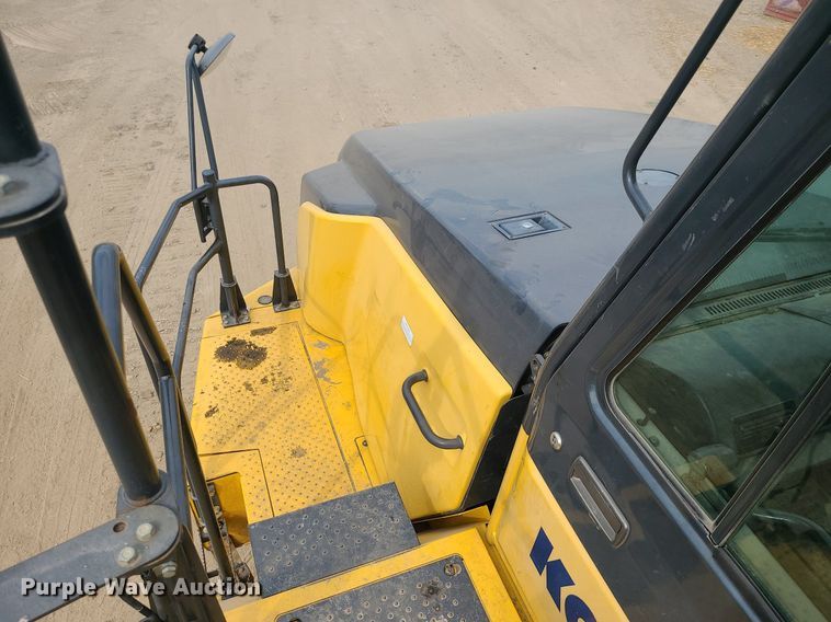 image for item DC6043 2013 Komatsu HM400-3  haul truck