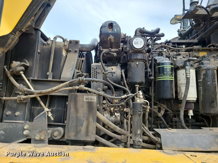 image for item DC6043 2013 Komatsu HM400-3  haul truck