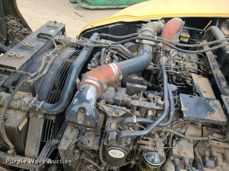 image for item DC6043 2013 Komatsu HM400-3  haul truck