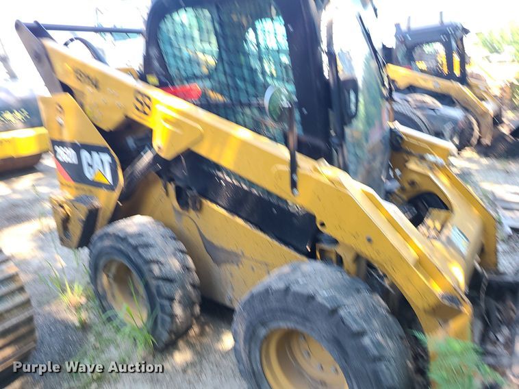 image for item DC6051 2018 Caterpillar 262D  skid steer loader
