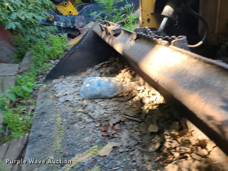 image for item DC6051 2018 Caterpillar 262D  skid steer loader