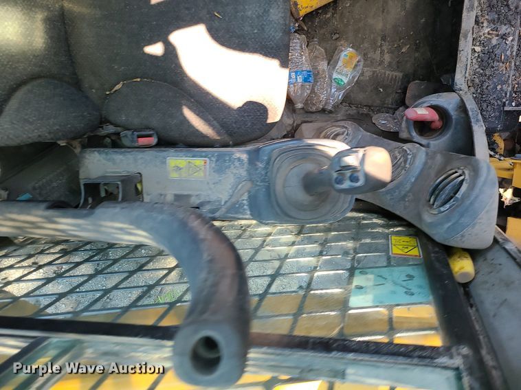 image for item DC6051 2018 Caterpillar 262D  skid steer loader