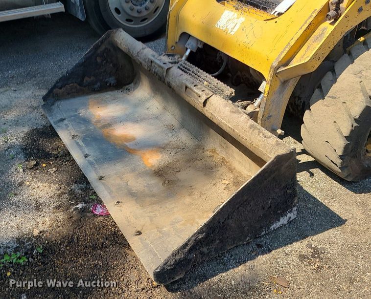 image for item DC6052 2017 Caterpillar 262D  skid steer loader