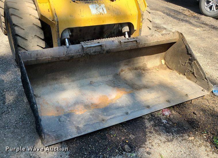 image for item DC6052 2017 Caterpillar 262D  skid steer loader