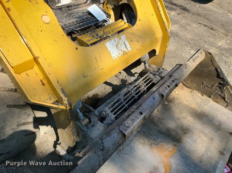 image for item DC6052 2017 Caterpillar 262D  skid steer loader