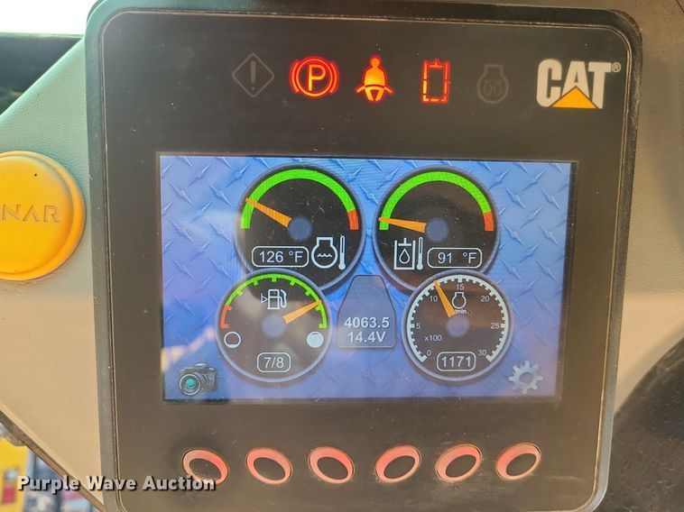 image for item DC6052 2017 Caterpillar 262D  skid steer loader