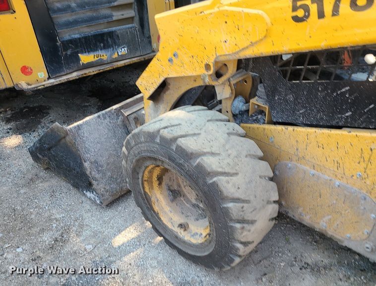 image for item DC6052 2017 Caterpillar 262D  skid steer loader