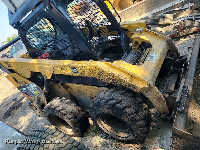 image for item DC6053 2017 Caterpillar 262D  skid steer loader