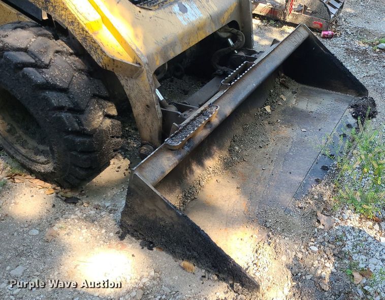 image for item DC6053 2017 Caterpillar 262D  skid steer loader