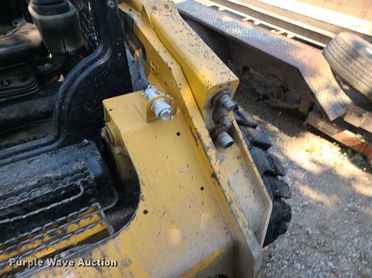 image for item DC6053 2017 Caterpillar 262D  skid steer loader