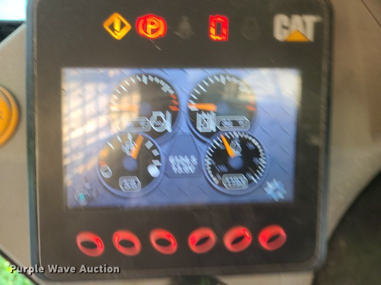 image for item DC6053 2017 Caterpillar 262D  skid steer loader