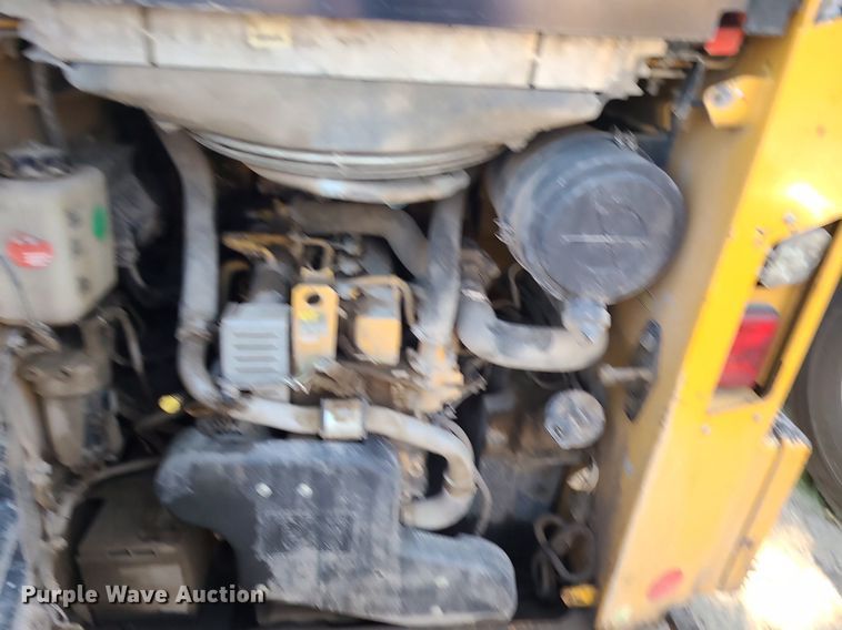 image for item DC6053 2017 Caterpillar 262D  skid steer loader