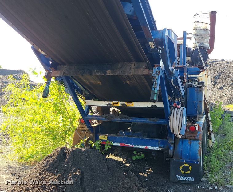 image for item DC6055 Peterson 4700B  horizontal grinder