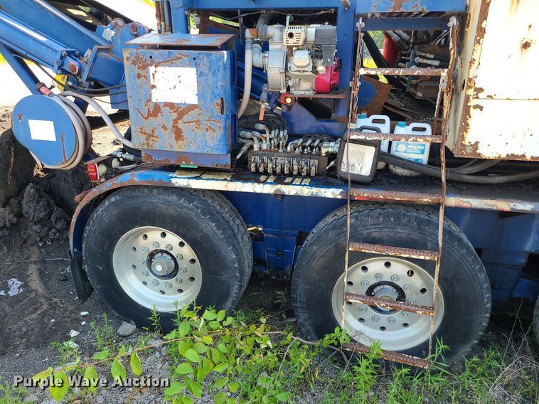 image for item DC6055 Peterson 4700B  horizontal grinder